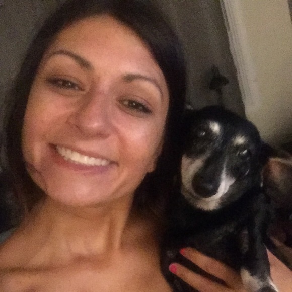 Meet your Posher, Melissa - Picture 2 of 2